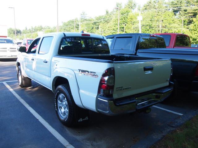 2012 Toyota Tacoma SE W/dvd