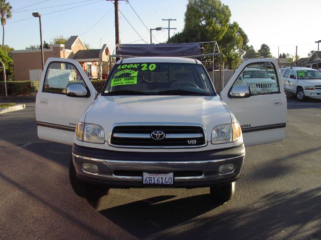 2000 Toyota Tundra SE Fleet