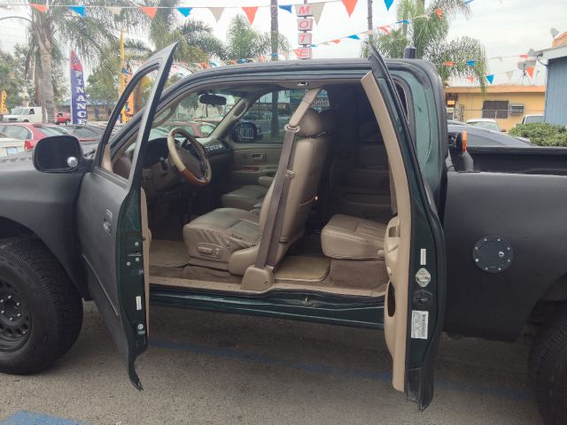 2000 Toyota Tundra LS 15 Passenger