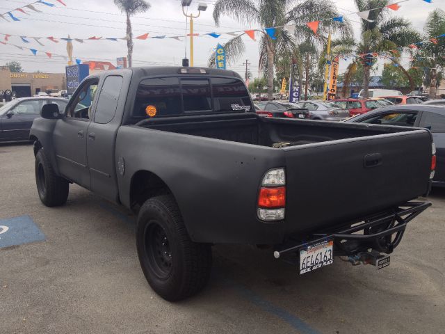 2000 Toyota Tundra LS 15 Passenger