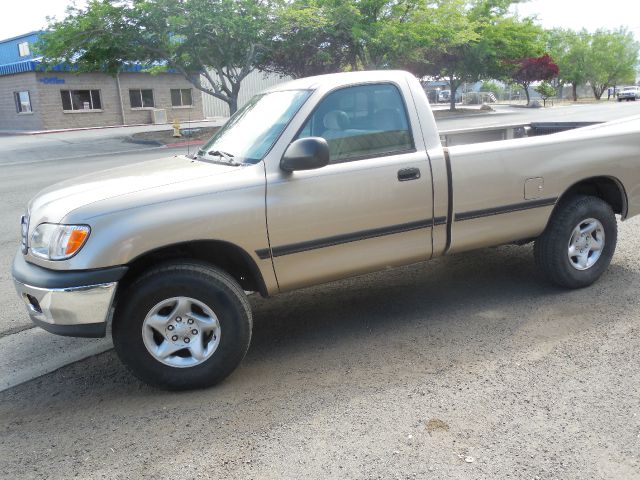 2001 Toyota Tundra AWD T