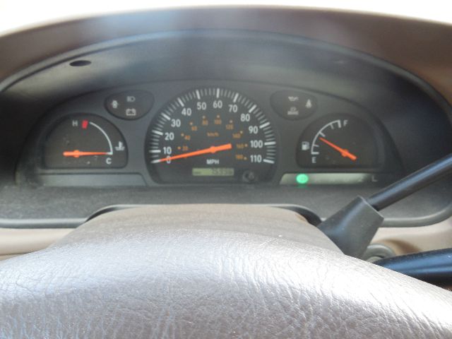 2001 Toyota Tundra AWD T