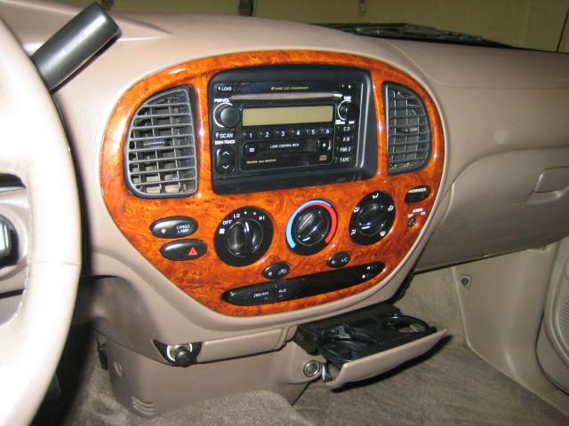 2001 Toyota Tundra 1999 Pontiac