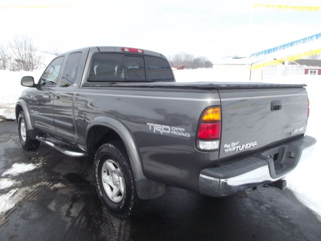 2003 Toyota Tundra 2002 Mazda LX