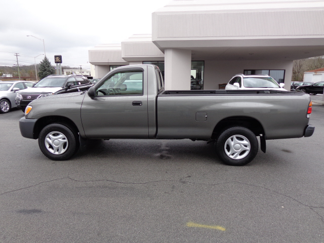 2003 Toyota Tundra Base