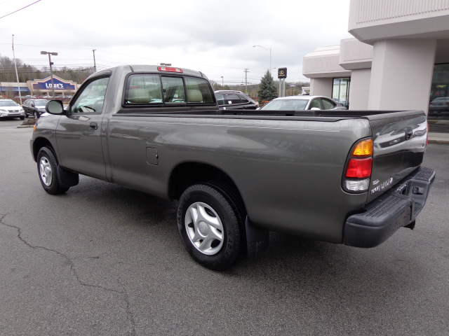 2003 Toyota Tundra Base