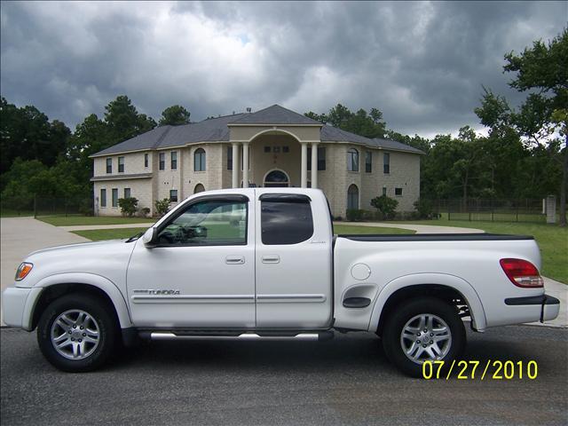 2004 Toyota Tundra SLT 25