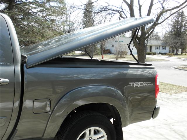 2004 Toyota Tundra SLT 25