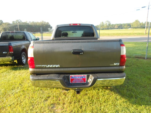 2004 Toyota Tundra TRIO