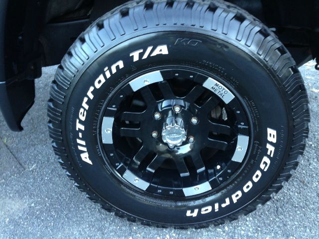 2005 Toyota Tundra Lariat Supercrew 4WD