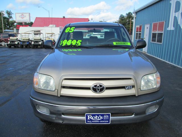 2005 Toyota Tundra Ram 3500 Diesel 2-WD