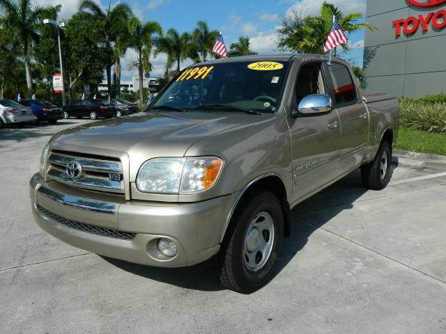 2005 Toyota Tundra TRIO