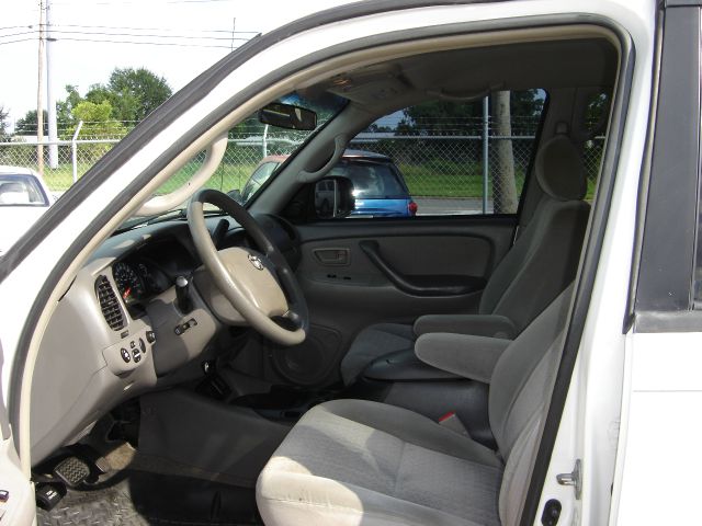 2005 Toyota Tundra TRIO