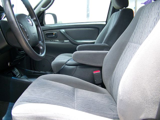 2006 Toyota Tundra Ext Cab - 4x4 LT At Brookv