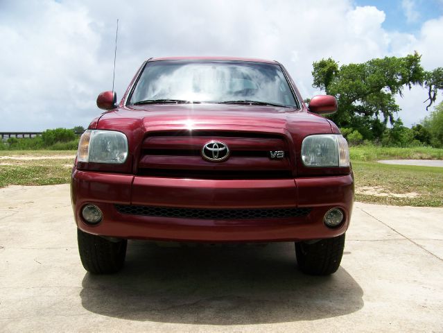 2006 Toyota Tundra Ext Cab - 4x4 LT At Brookv