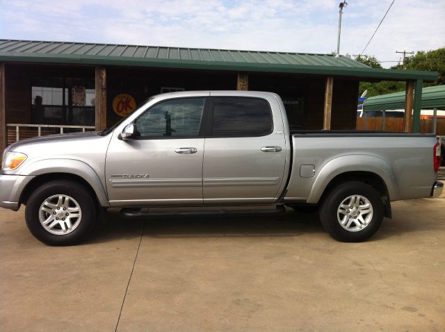 2006 Toyota Tundra 4dr Sdn Fleet Standard