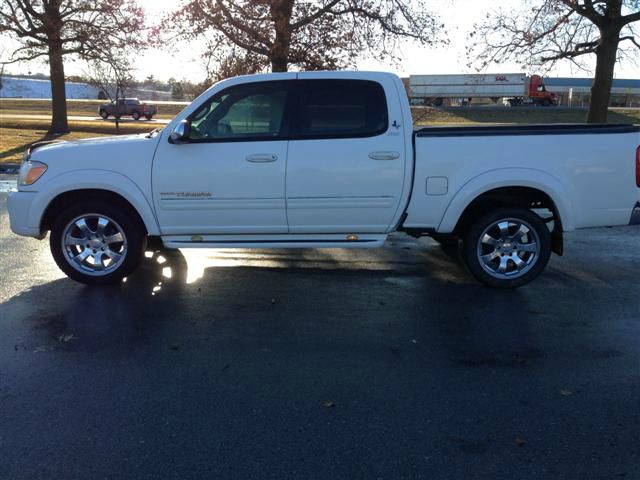 2006 Toyota Tundra 4dr Sdn Fleet Standard