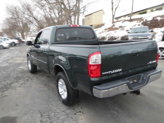 2006 Toyota Tundra Sedan 4D Carfax One Owner