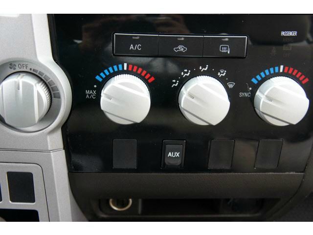 2007 Toyota Tundra 2004 Rtible LXi