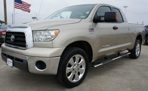 2007 Toyota Tundra 2004 Rtible LXi
