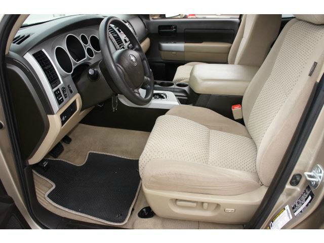 2007 Toyota Tundra 2004 Rtible LXi