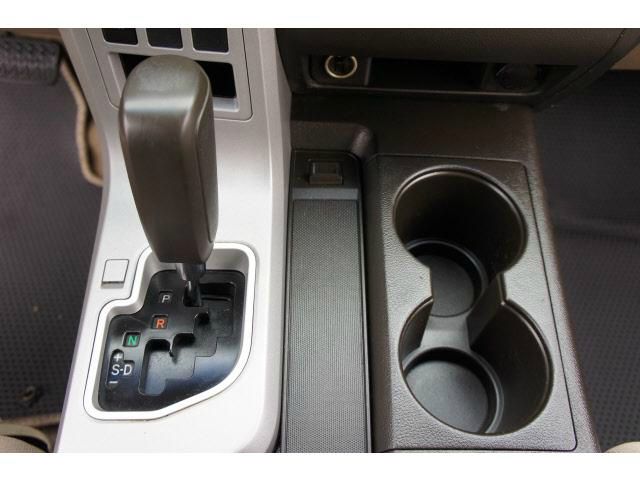 2007 Toyota Tundra 2004 Rtible LXi