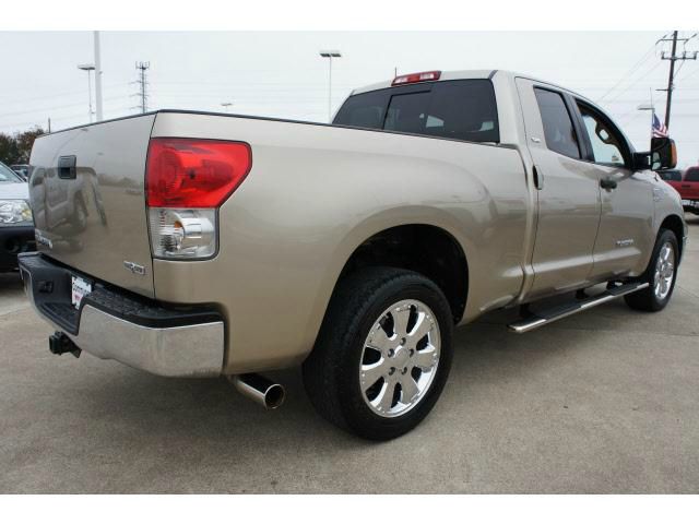 2007 Toyota Tundra 2004 Rtible LXi