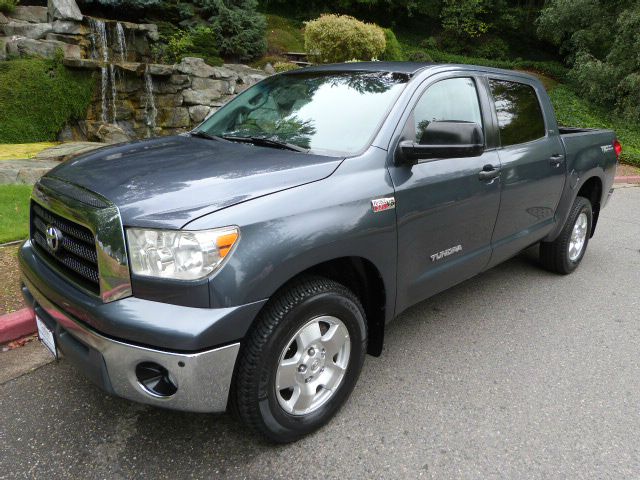 2007 Toyota Tundra 2004 Rtible LXi