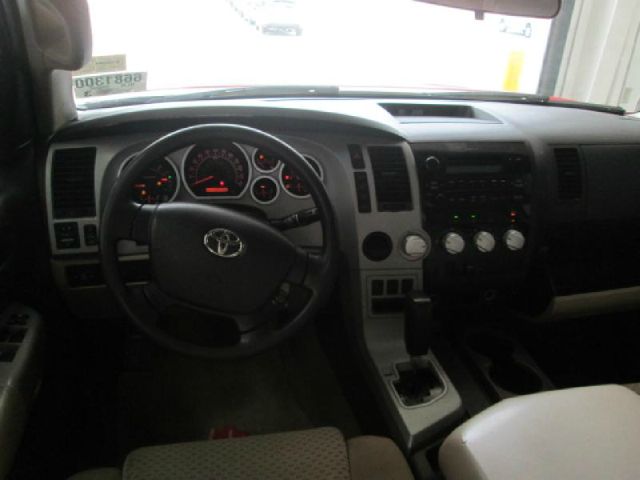 2007 Toyota Tundra 2004 Rtible LXi