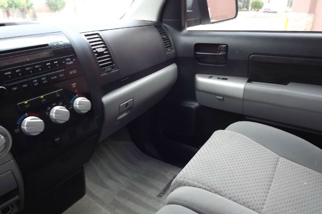 2007 Toyota Tundra 4WD 4dr AT