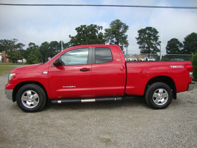 2007 Toyota Tundra Reg. Cab 8-ft. Bed 4WD