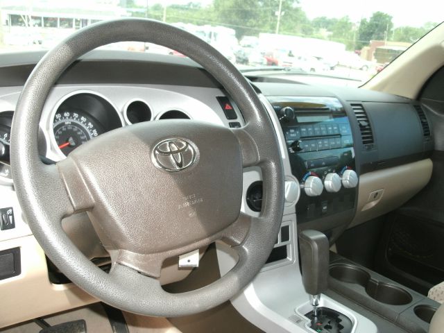 2007 Toyota Tundra 2004 Rtible LXi