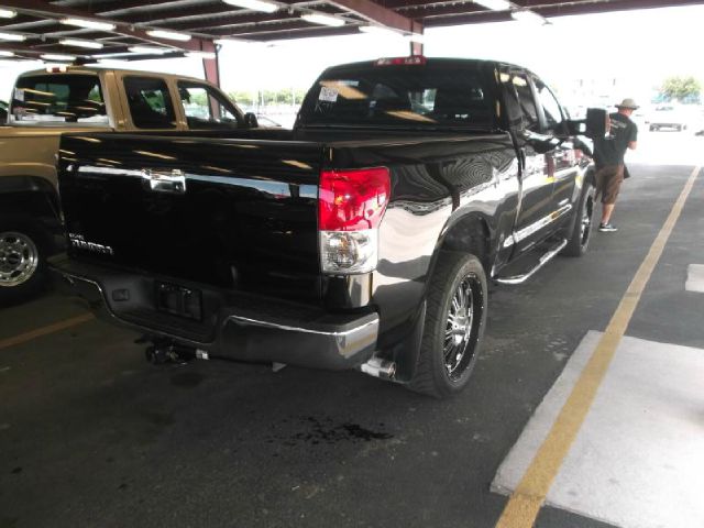 2008 Toyota Tundra 4WD 4DR Sport Utility