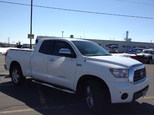 2008 Toyota Tundra Laramie (dline041224)