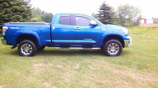 2008 Toyota Tundra Ford F250 FX4 Lariat