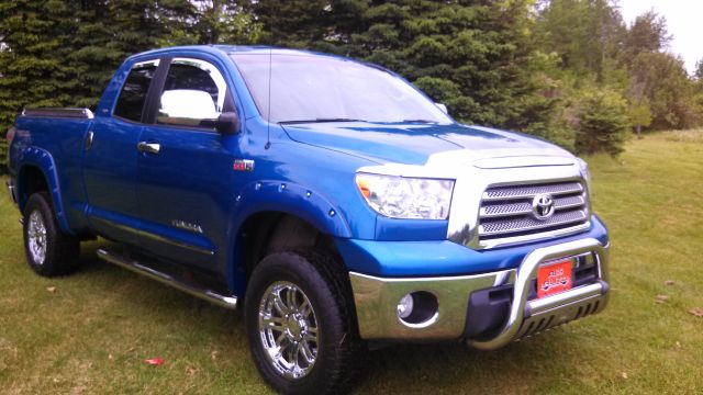 2008 Toyota Tundra Ford F250 FX4 Lariat