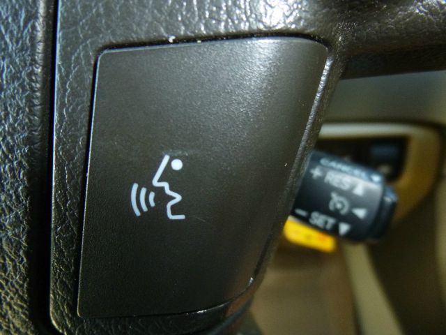 2010 Toyota Tundra 4dr Sdn Man 2.0T Fronttrak