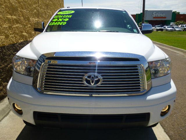 2010 Toyota Tundra 4dr Sdn Man 2.0T Fronttrak