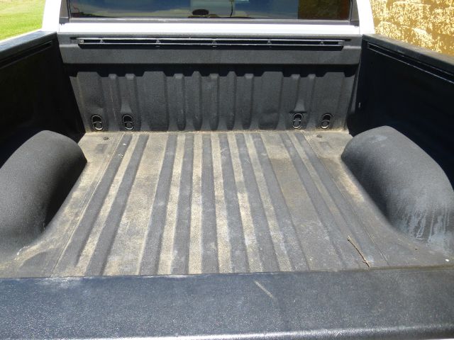 2010 Toyota Tundra 4dr Sdn Man 2.0T Fronttrak