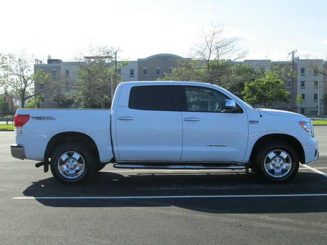 2010 Toyota Tundra ESV6