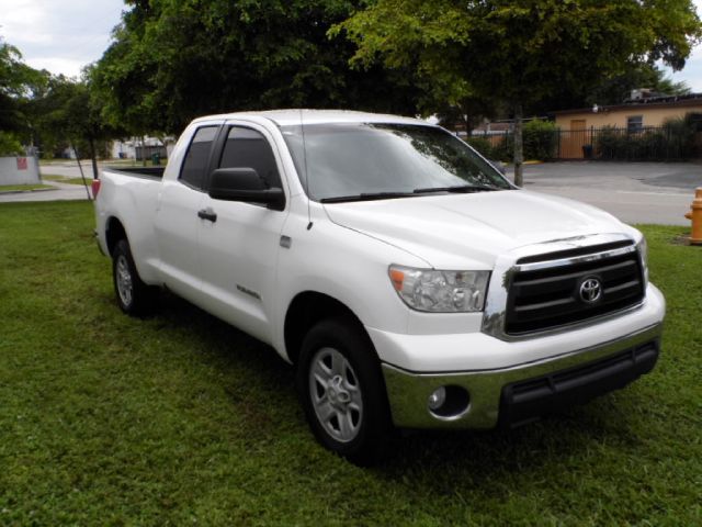 2010 Toyota Tundra 2.0T W/ NAV