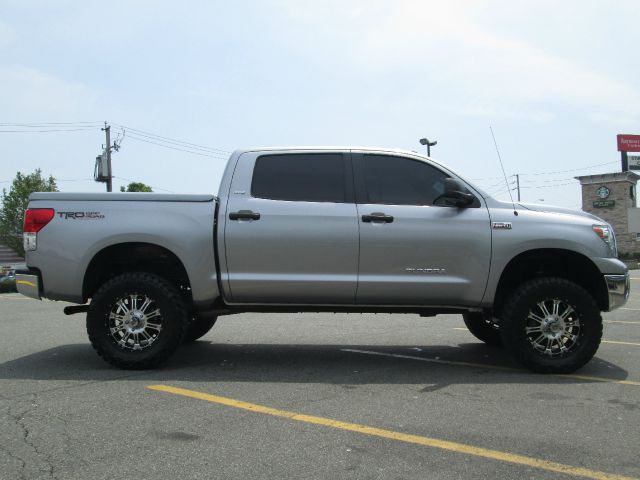 2010 Toyota Tundra 1999 SUV Luxury