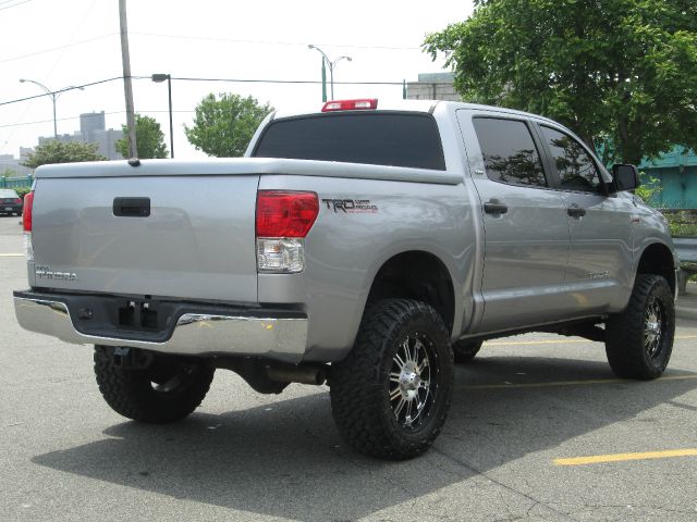 2010 Toyota Tundra 1999 SUV Luxury