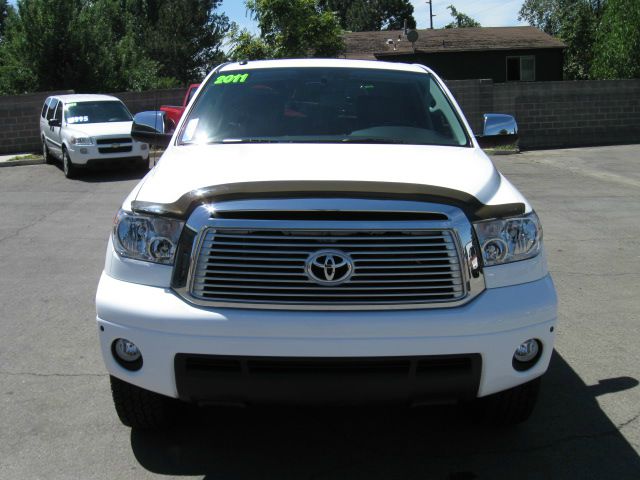 2011 Toyota Tundra 4dr Sdn Man 2.0T Fronttrak