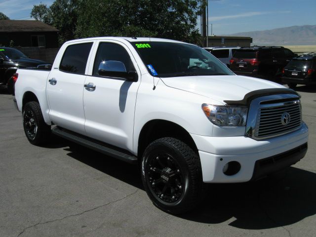 2011 Toyota Tundra 4dr Sdn Man 2.0T Fronttrak