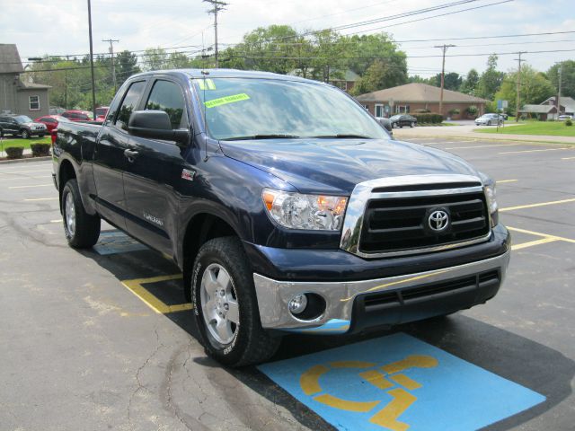 2011 Toyota Tundra Express 4X4