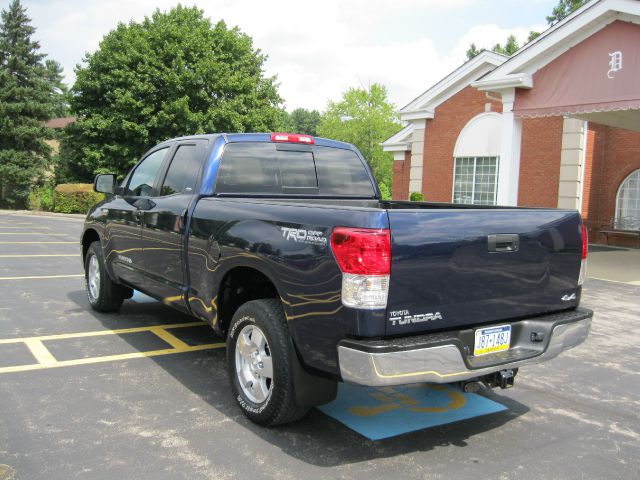 2011 Toyota Tundra Express 4X4
