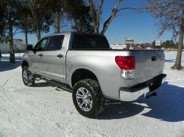 2011 Toyota Tundra III 5D Hatchback