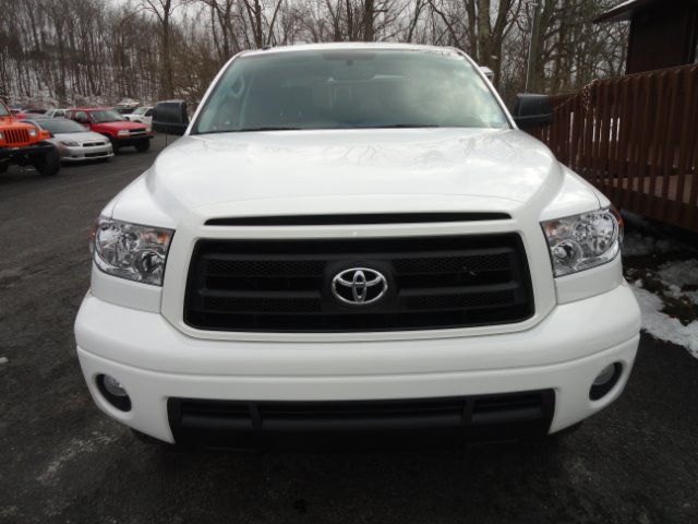 2011 Toyota Tundra 1999 SUV Luxury
