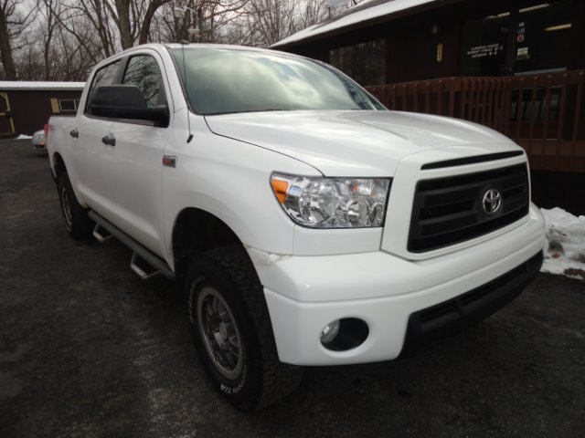 2011 Toyota Tundra 1999 SUV Luxury